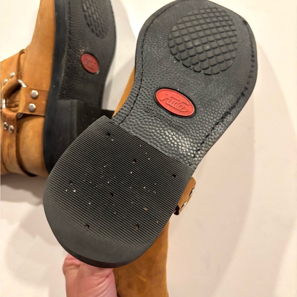 Men's Tan Leather Boots - Picture 8 of 9